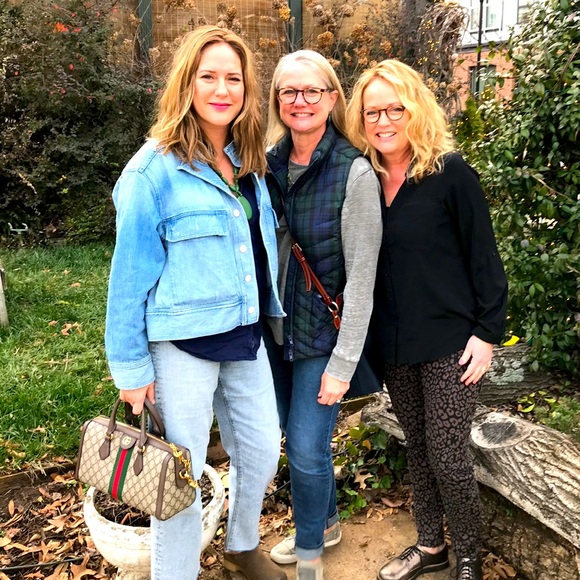 Meet your Posher, Jan - Picture 2 of 6